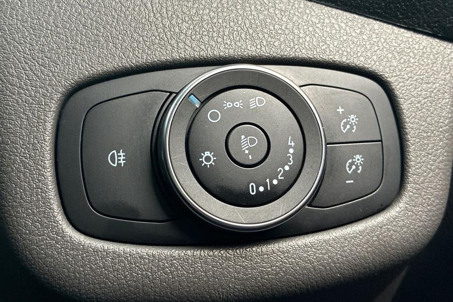Ford TRANSIT CONNECT Photo autoimg-74ee8c96203ed987fe6d406803008cc814d9c273.jpg