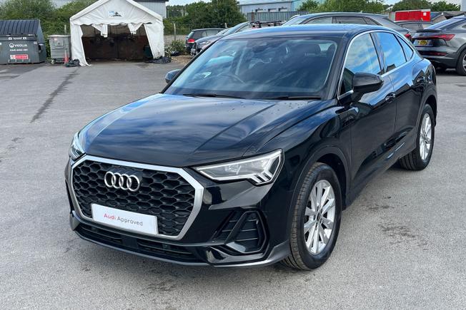 AUDI Q3 Photo 50