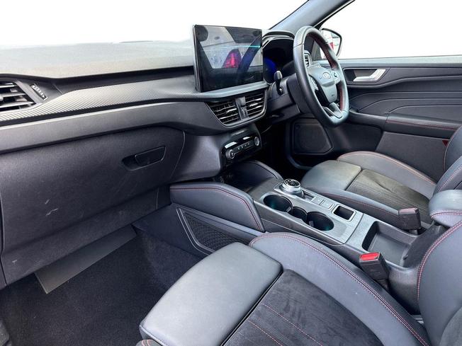 FORD Kuga Photo 2
