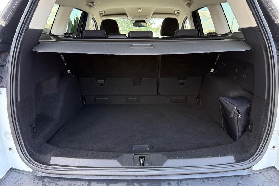 Ford KUGA Photo autoimg-74eff2299213a8aa386a7a8642bc063ccb8fdd58.jpg