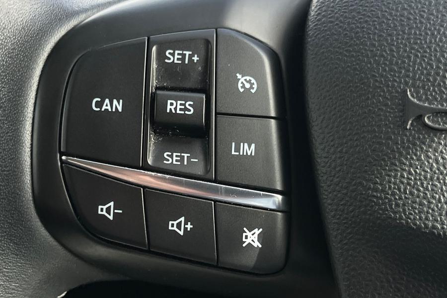 Ford FIESTA Photo autoimg-74f39d6dc97db792977c186261161261053f91de.jpg