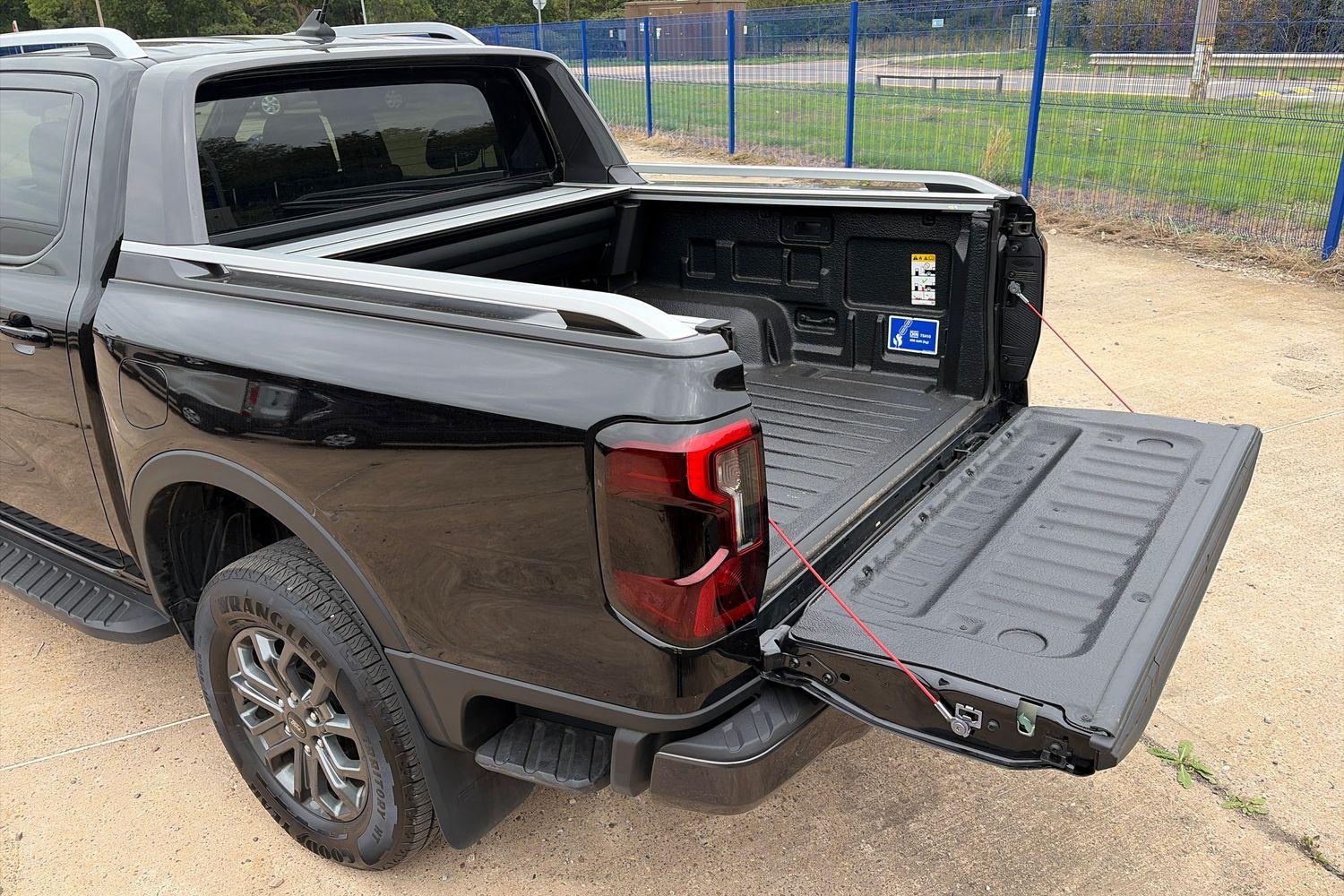 Ford RANGER Photo 4
