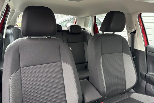 VOLKSWAGEN Polo Photo 25