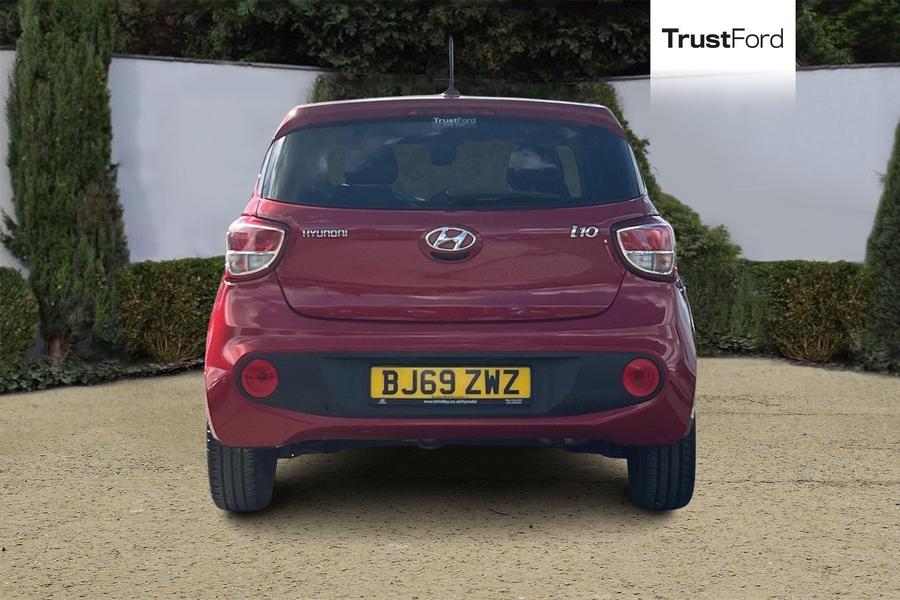 Hyundai i10 Photo autoimg-74ffe5d0066f915f68fa3d01226d2052722e6e43.jpg
