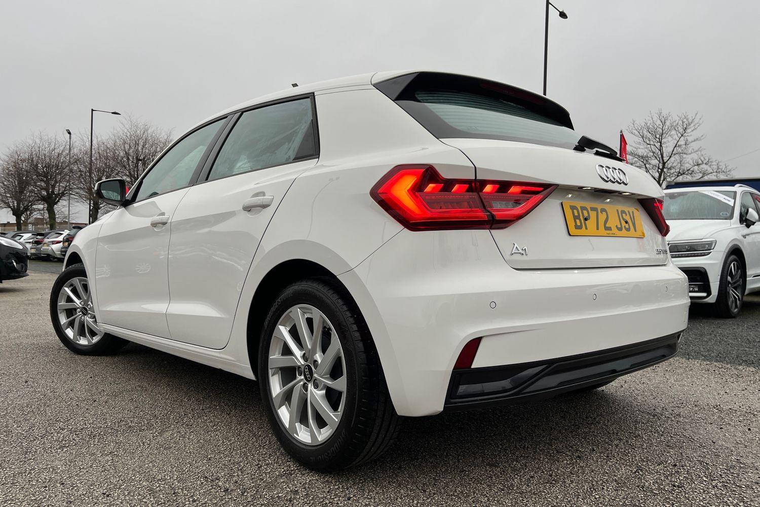 Audi A1 Photo 36
