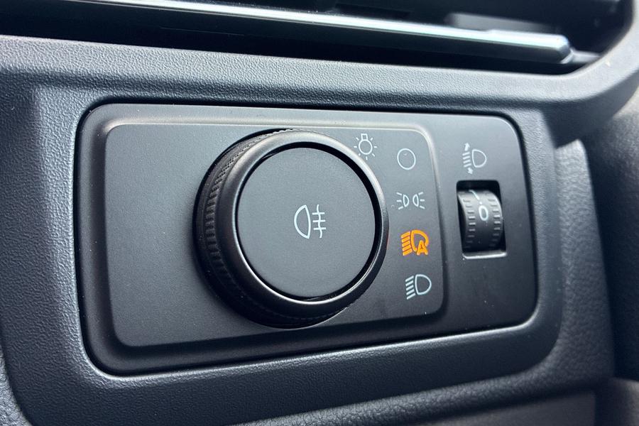 Ford TRANSIT CUSTOM Photo autoimg-7504c685996d0562bf78fa270ef1caeecea2b8e9.jpg