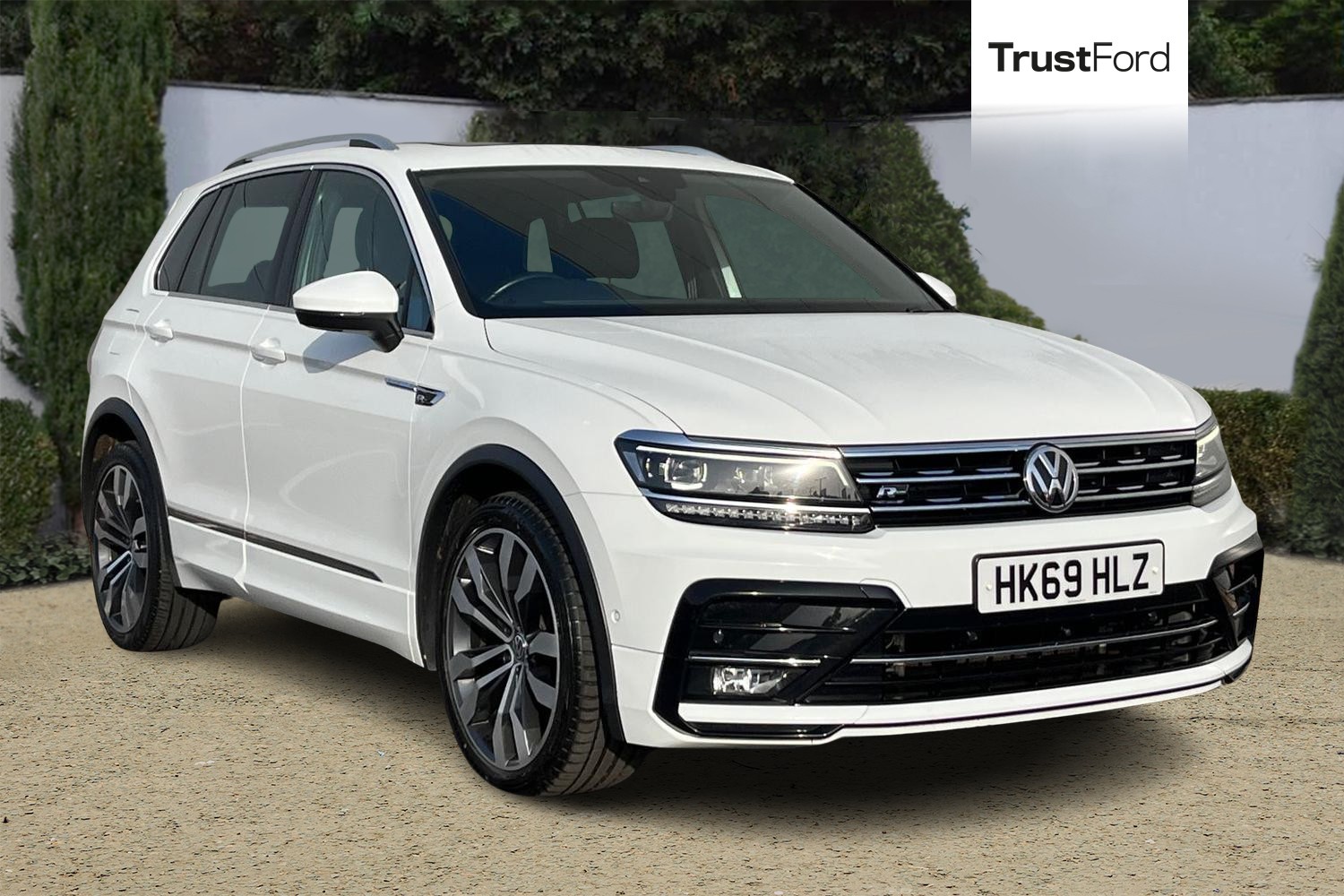 Volkswagen TIGUAN Photo 0