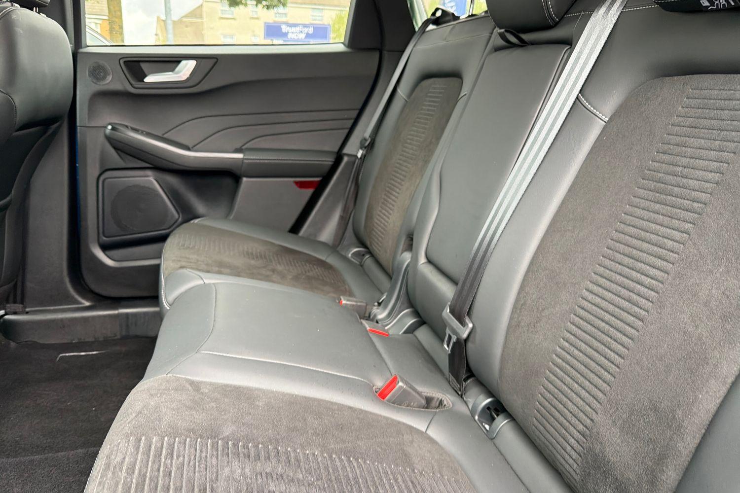 Ford KUGA Photo 19
