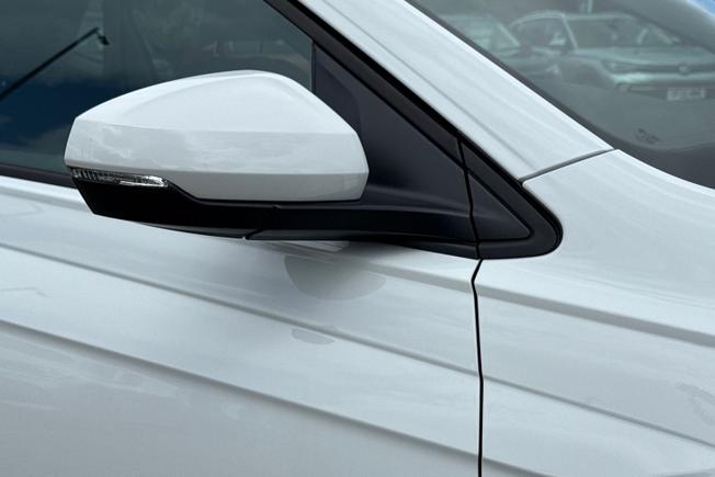 VOLKSWAGEN Polo Photo 20