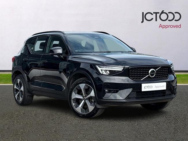 VOLVO Xc40 Photo 1