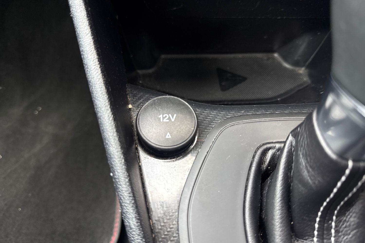 Ford FIESTA Photo 28