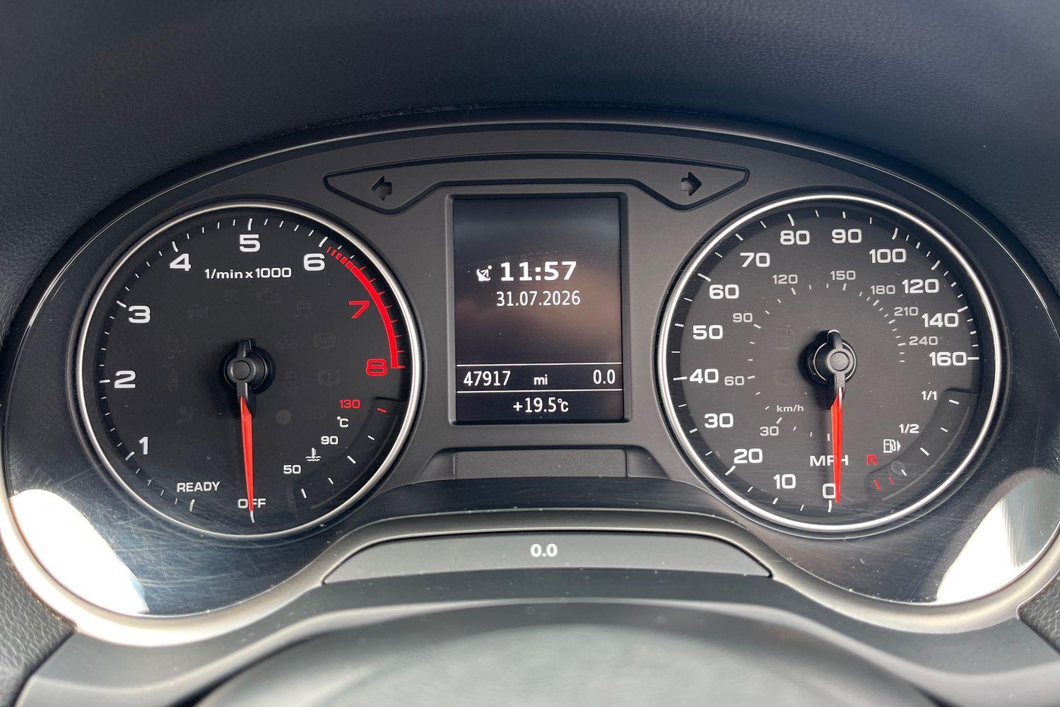 Audi Q2 Photo 12