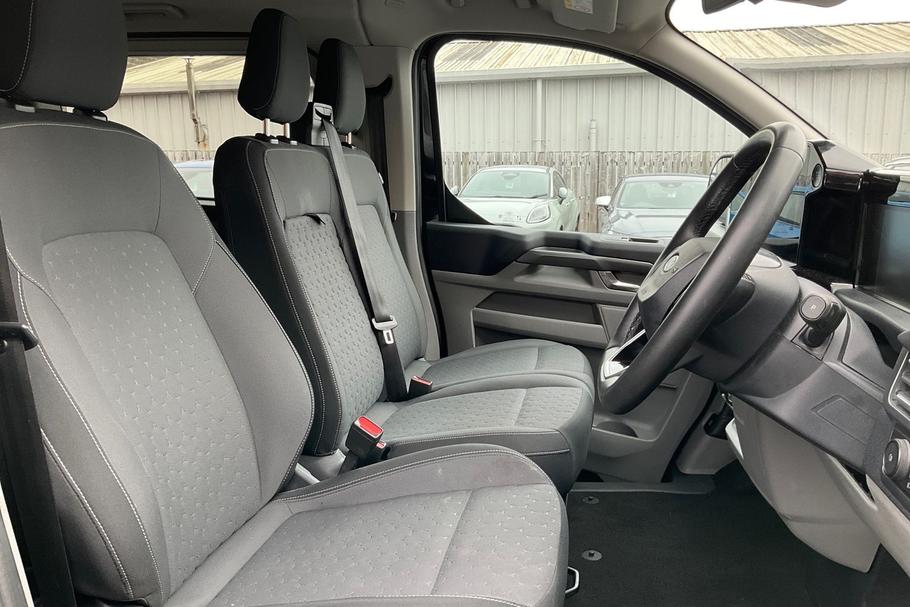 Used Ford Tourneo Custom HG24YSX 23