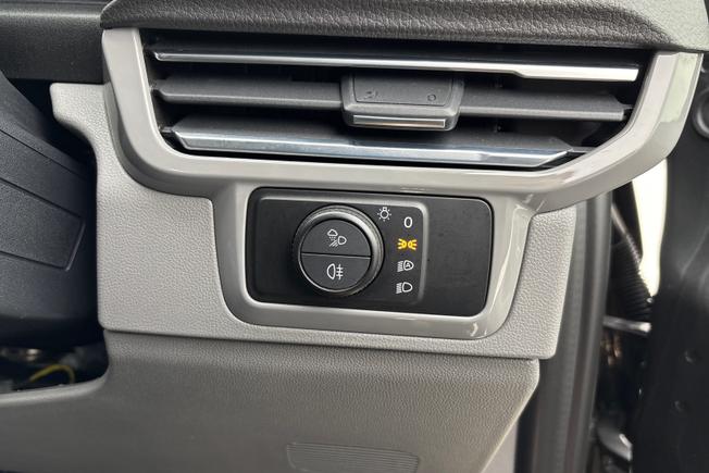 VOLKSWAGEN Transporter Photo 29