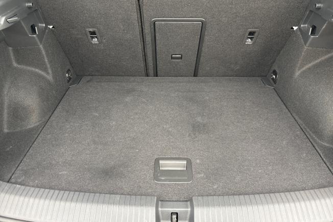 VOLKSWAGEN T-Roc Photo 12