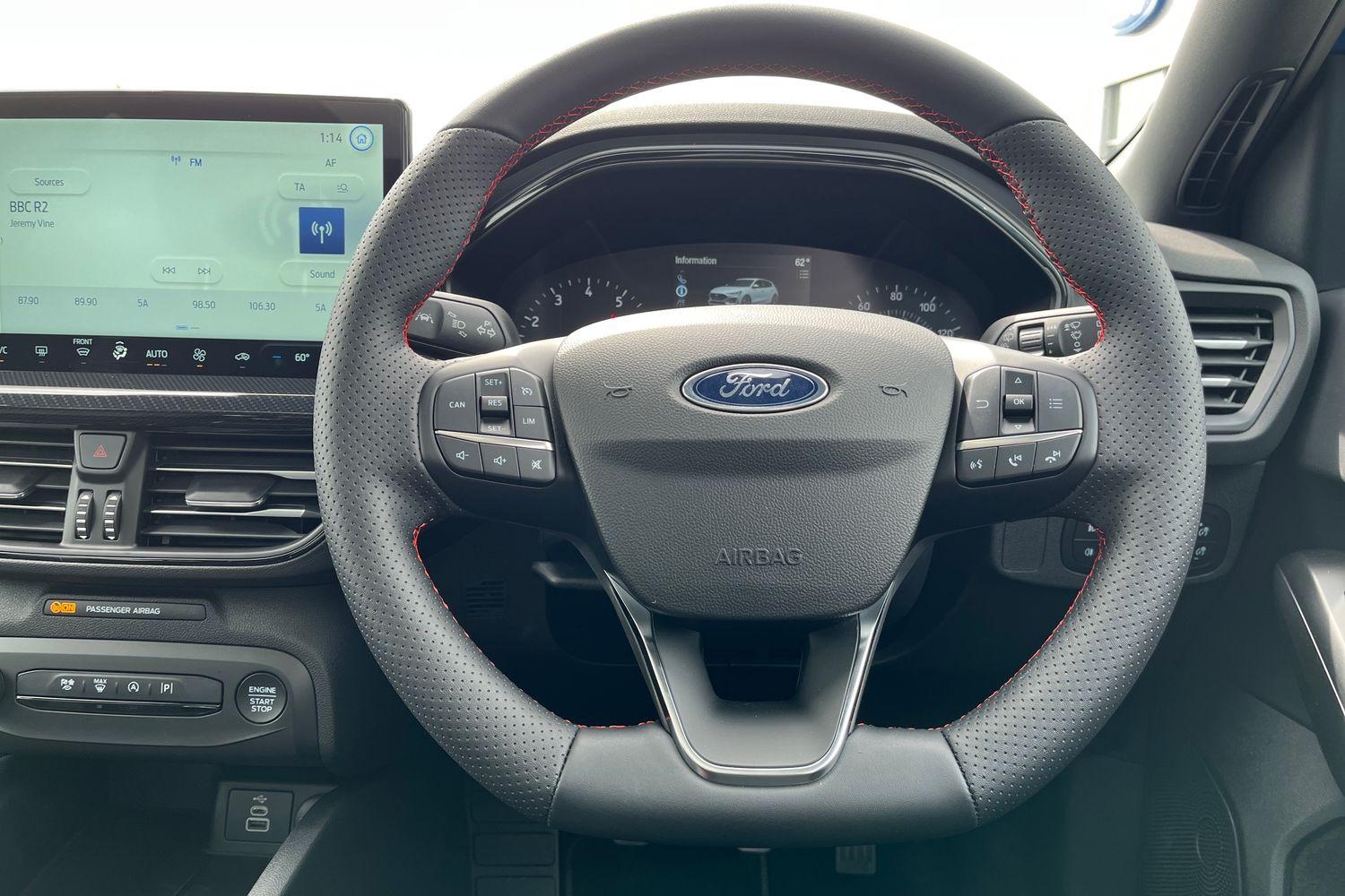 Ford FOCUS Photo 11