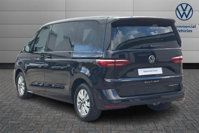 VOLKSWAGEN Multivan Photo 3