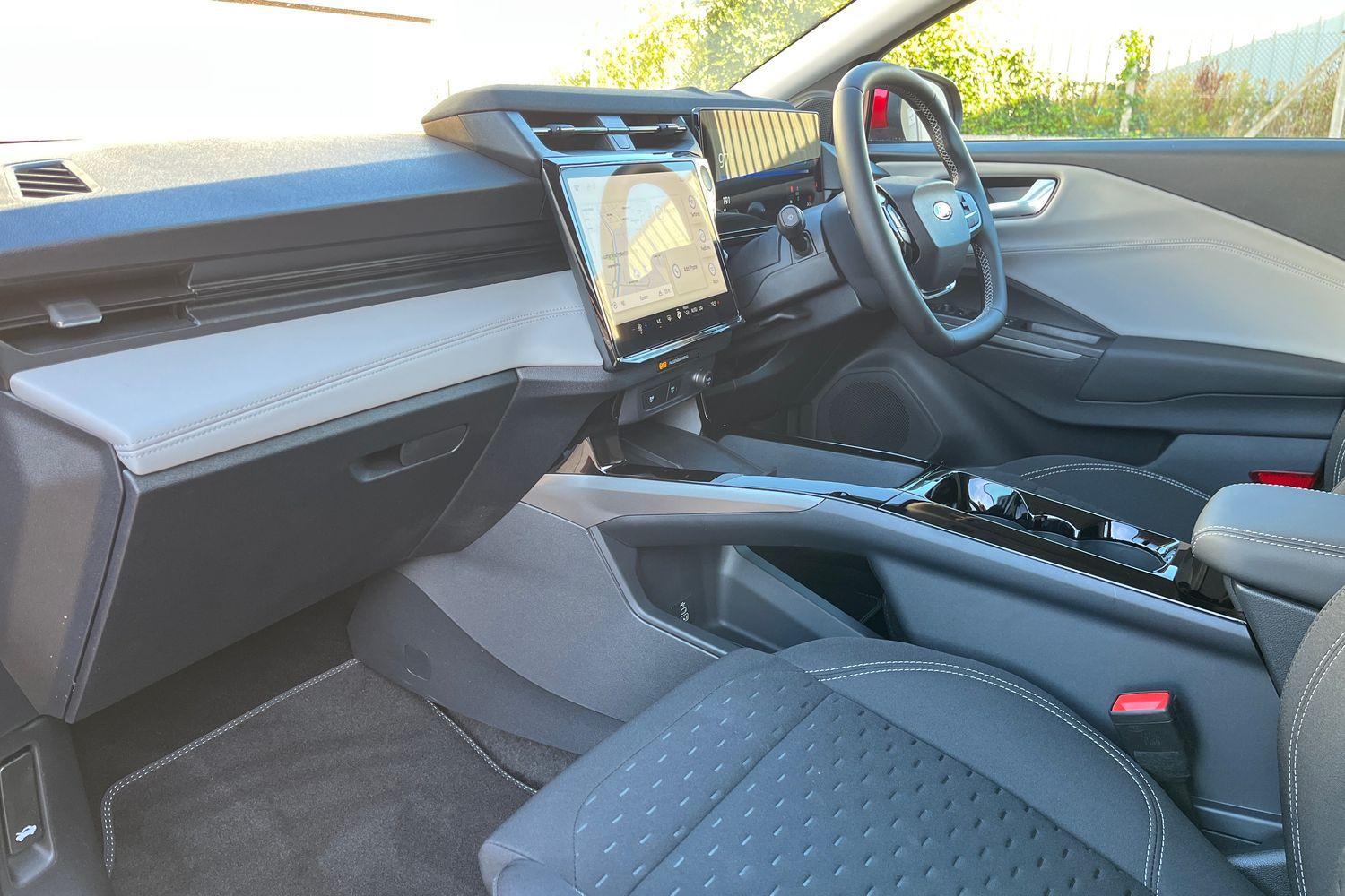Ford Puma Gen-E Photo 17