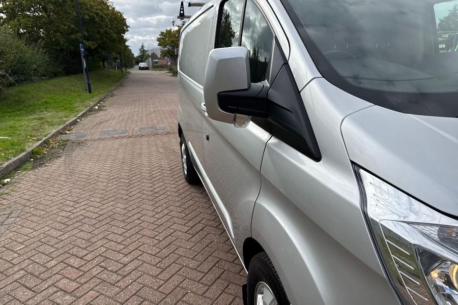 Ford Transit Custom Photo autoimg-752076b461cf436365a4027173ec818e69221885.jpg