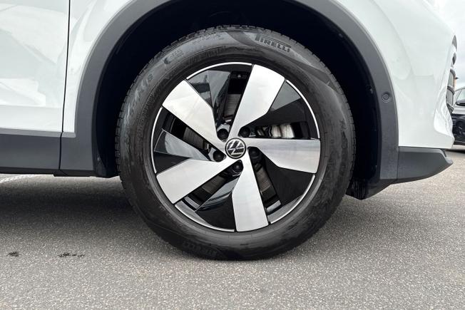 VOLKSWAGEN Tiguan Photo 5