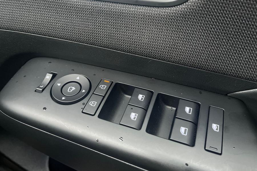 Hyundai KONA Photo autoimg-7526fd25140be89f3b09960d1a082892b2d7a2bf.jpg