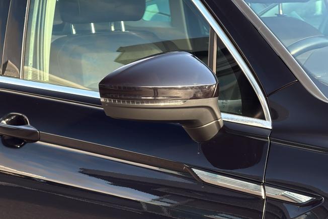 VOLKSWAGEN Tiguan Photo 20