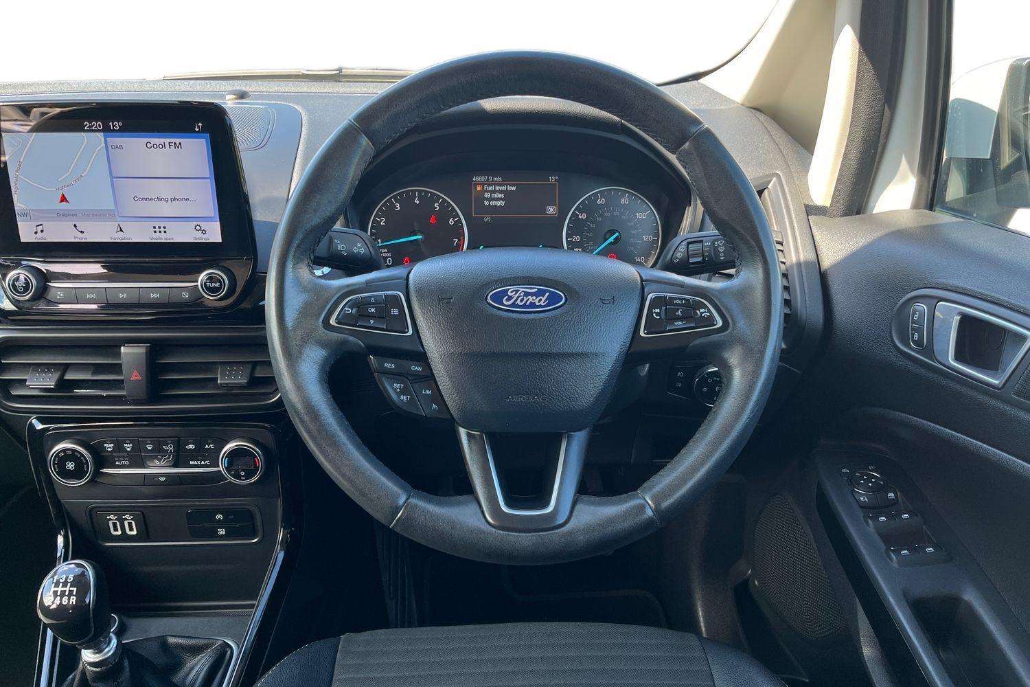 Ford ECOSPORT Photo 10