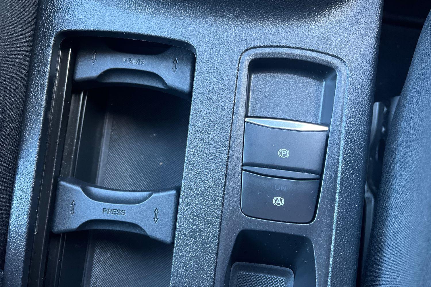 Ford FOCUS Photo 23