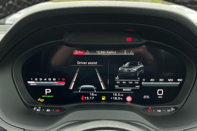 AUDI  SQ2 Photo 15