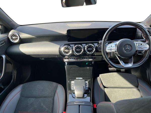 Mercedes-Benz A Class Photo autoimg-753a04f80fc1736ef7bbfb1fc02c76123d63858a.jpg