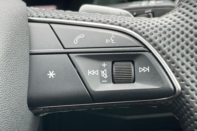 AUDI S3 Photo 17