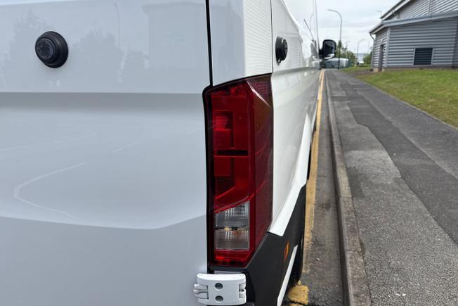 Volkswagen Crafter Photo 18