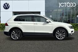 VOLKSWAGEN Tiguan Photo 4