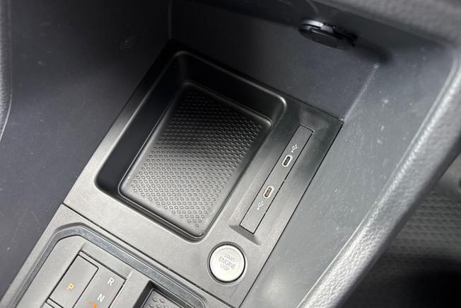 VOLKSWAGEN Caddy Photo 42