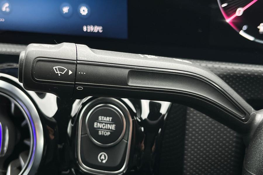 Mercedes-Benz CLA Photo autoimg-75414efab8bbdff8a56e4dbcbab6e49cb8ab52ee.jpg
