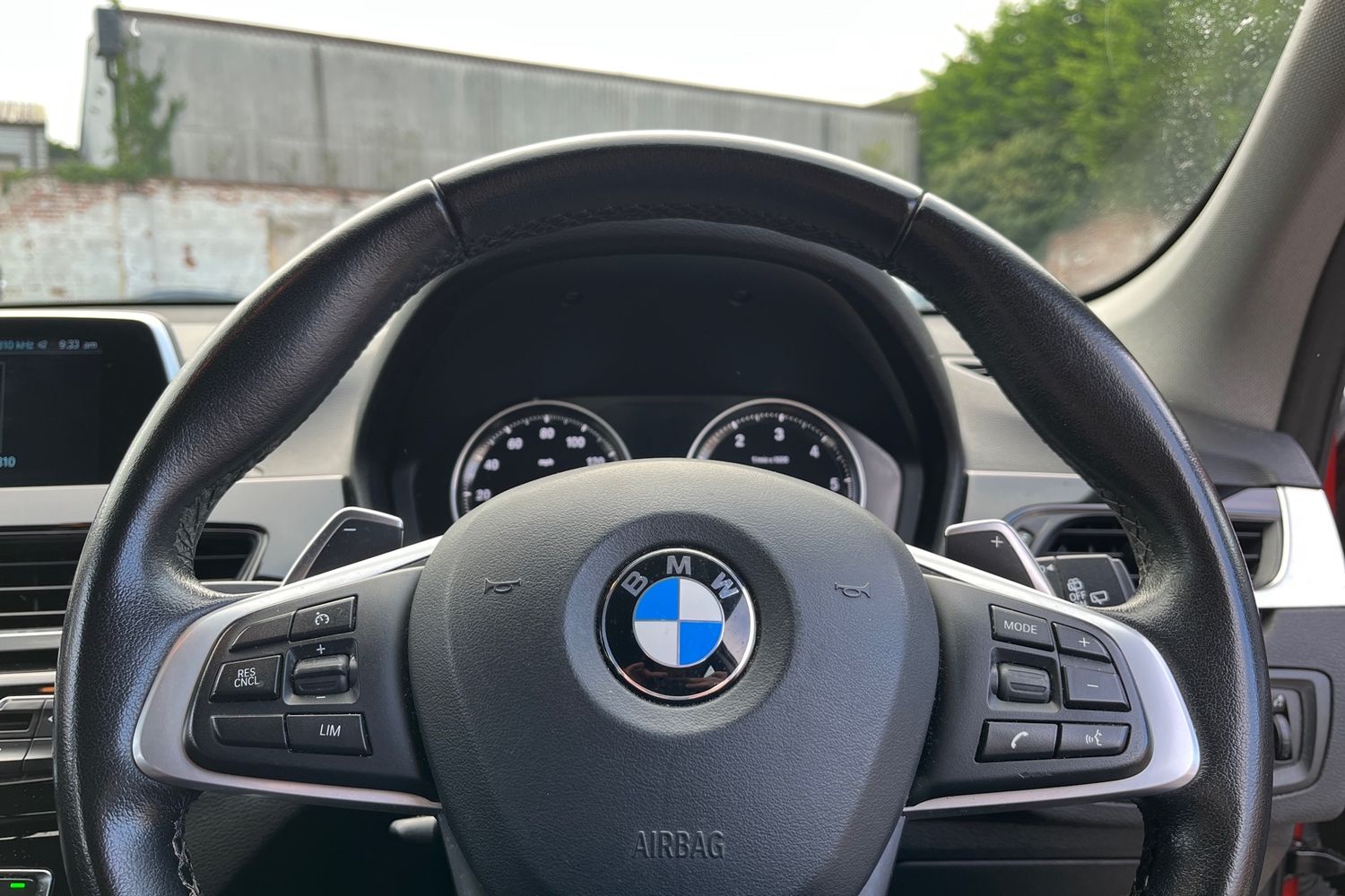 BMW X1 Photo 11