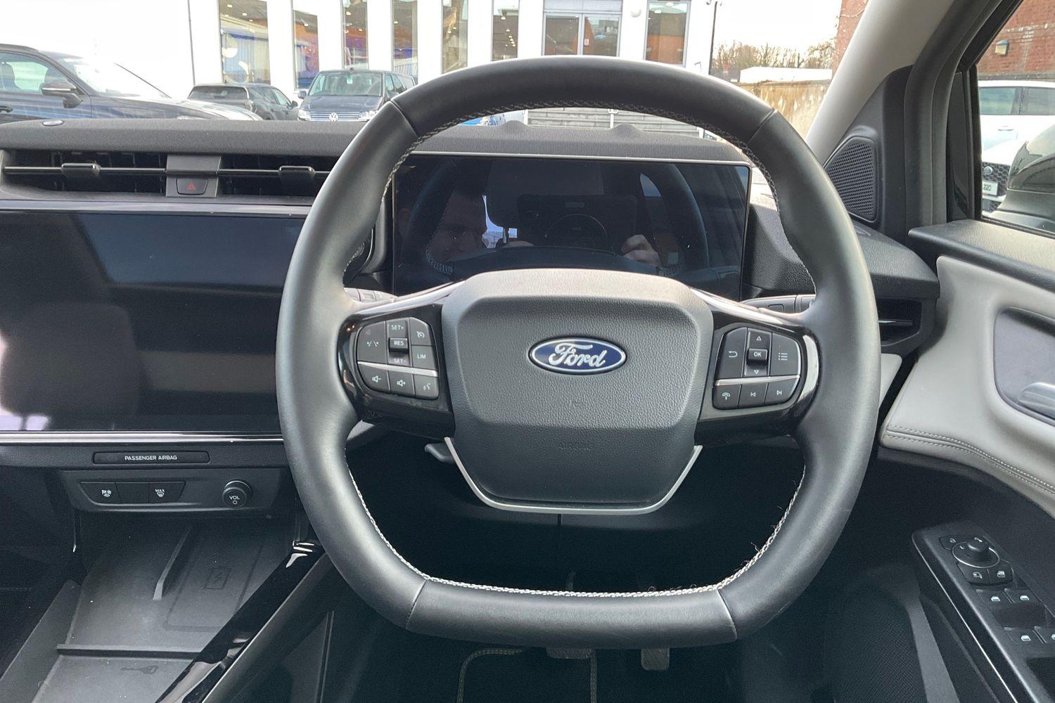 Ford Puma Gen-E Photo 11