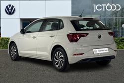 VOLKSWAGEN Polo Photo 3