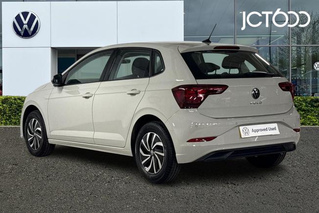 VOLKSWAGEN Polo Photo 3