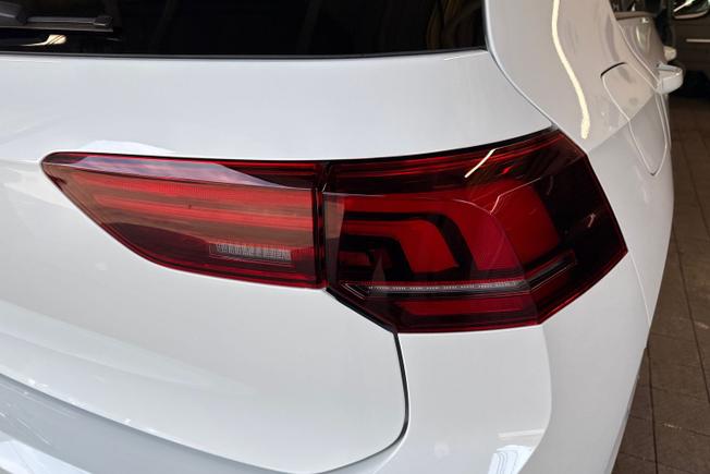 VOLKSWAGEN GOLF Photo 18