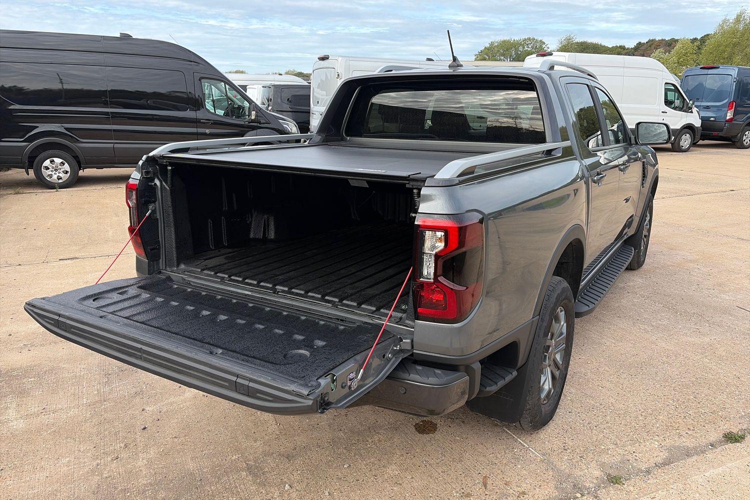 Ford RANGER Photo 6