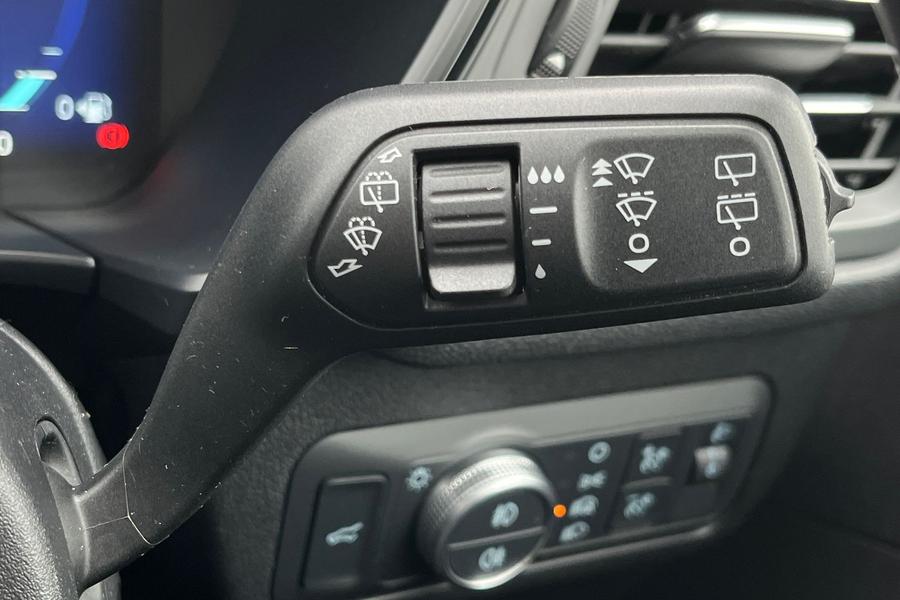 Ford Kuga Photo autoimg-754fa3652d8ff292657fea80025f3b2b9ea1b54e.jpg