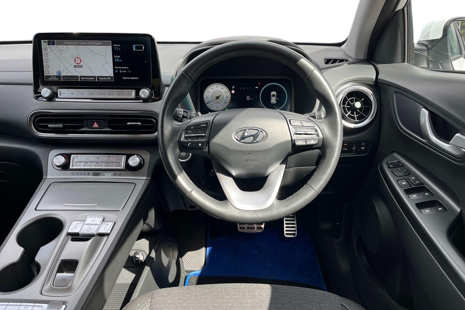 Hyundai KONA Photo 10