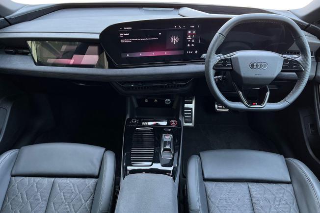 AUDI A6 Photo 10
