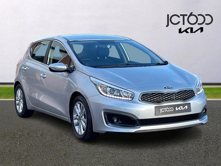 Used 2017 KIA Ceed 1.6 CRDi 2 Hatchback 5dr Diesel Manual Euro 6 (s/s) (134 bhp) Silver at JCT600