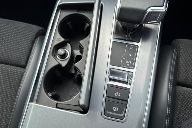 AUDI A6 Saloon Photo 54