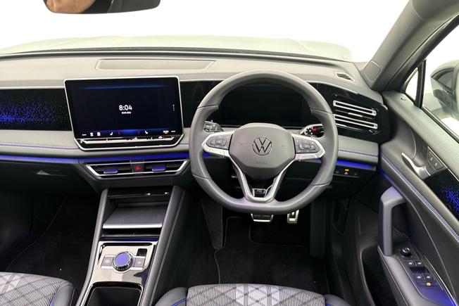 VOLKSWAGEN Tiguan Photo 11