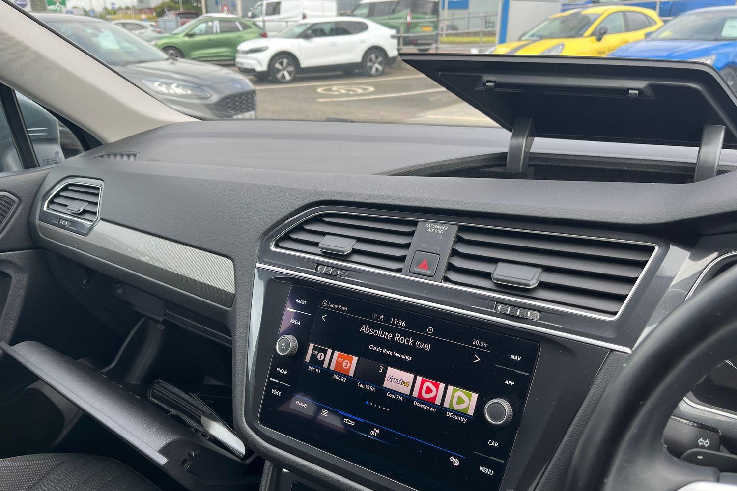 Volkswagen TIGUAN ALLSPACE Photo 35