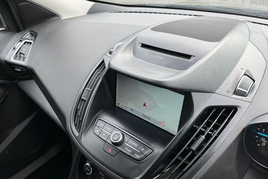 Ford KUGA Photo autoimg-7567312f2d710898ab7fd3a1b7d770ddb25abf83.jpg