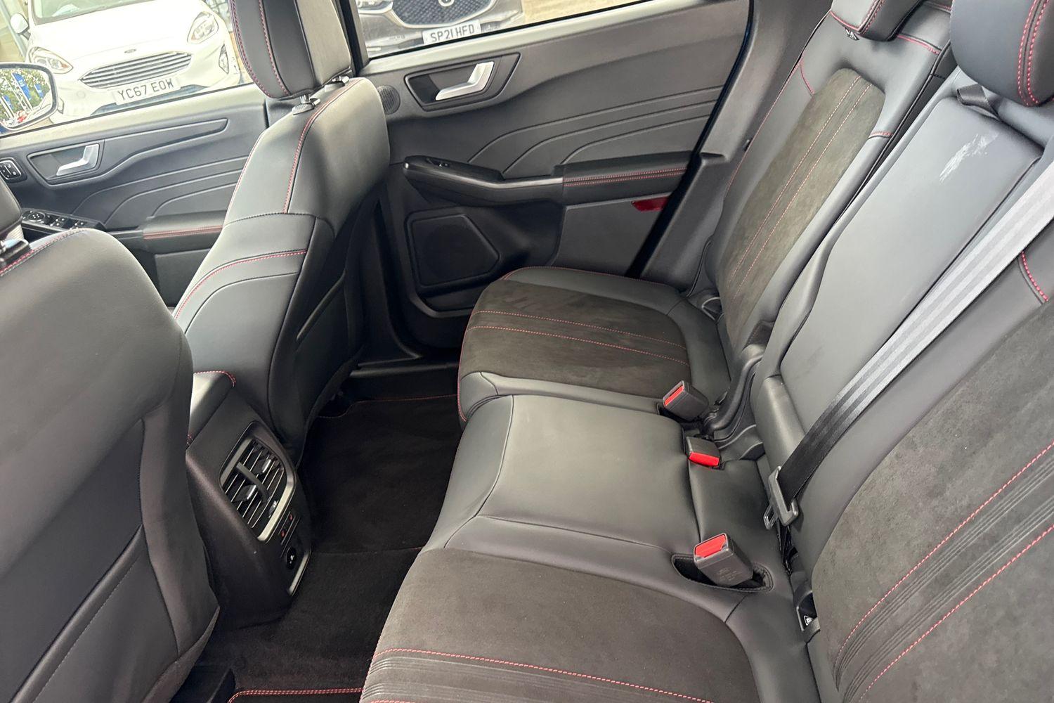 Ford KUGA Photo 19